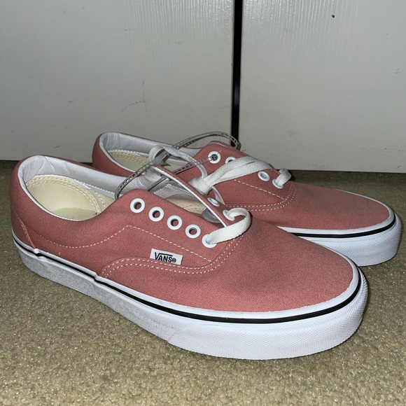 Vans - Picture 3 of 4